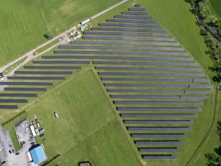 Cross Road Solar Partners' ground array in Stillwater, from a drone